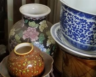 POTTERY. VASES. BOWL.