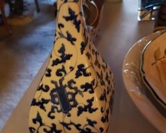 ASIAN VASE