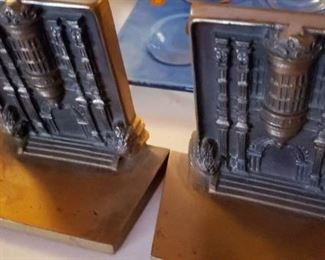 BOOK ENDS