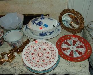 Royal Doulton Tureen and underplate, 19th century dresser mirror, Coalport and Herend plates