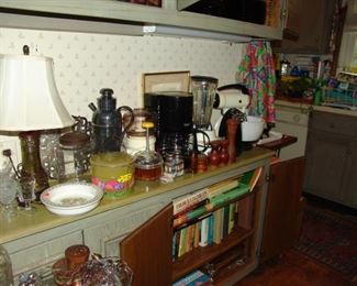 Kitchen items and cook books