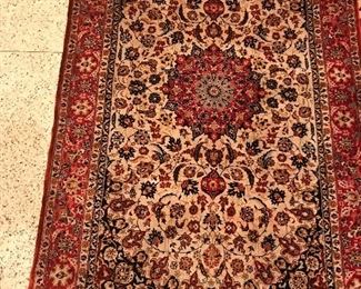 Beautiful Silk Oriental rug