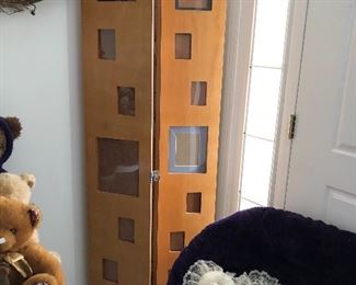 Very nice picture room divider