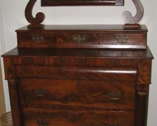 Antique chest of drawers