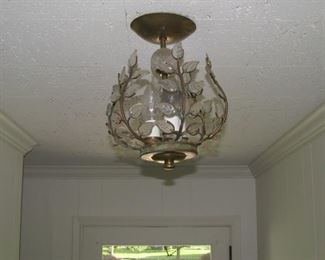 Light fixture