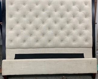Queen-size headboard footboard side hundred dollars