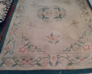 #20
Chinese Rug