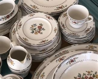 Set of Royal Doulton "Kingswood" pattern china