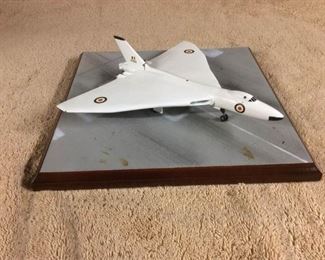 0010  Diverse Images Pewter Airplane Collection  Avro Vulcan