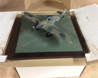 0017  Diverse Images Pewter Airplane Collection  Hawker Hurricane
