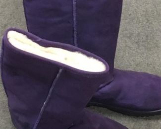Uggs - never worn, many more boot choices too.