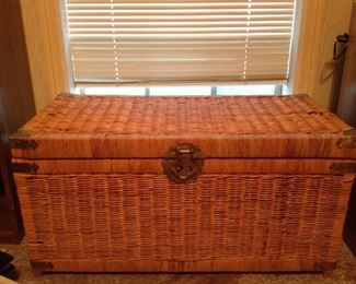 Rattan chest closed