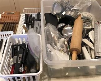 Assorted kitchen utensils 