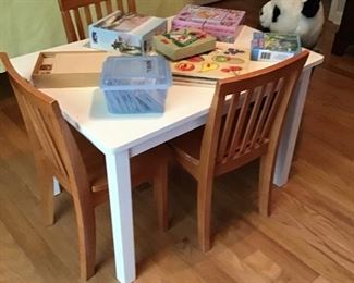 Child’s table with 3 chairs