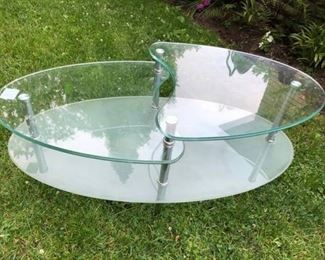 Double tier coffee table