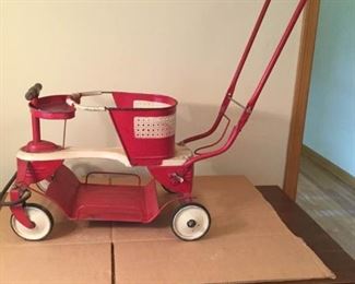 Vintage Baby Stroller   https://ctbids.com/#!/description/share/191875