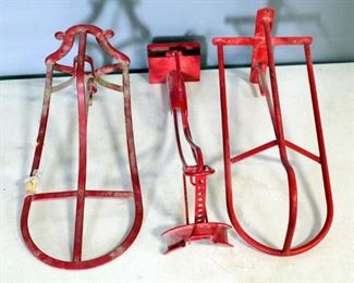 Metal Hanging Saddle and Bridle Racks Qty 5