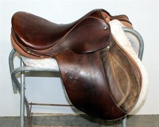 Fels Bach AG 17" English Hunt Seat Saddle With Cotton Saddle Pad