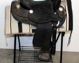 Handcrafted King Brushed Leather 15" Trail Saddle With Synthetic Skirt and Fenders. Includes Western Woven Saddle Pad
