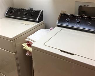 Working Whirpool Washer & Dryer
