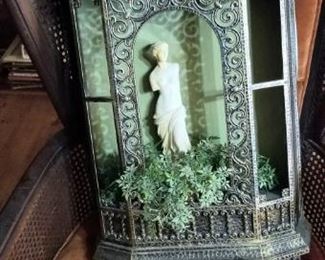 Metal wall shelf