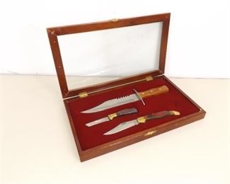 NEW 3 Knife Set in Wood Display Case
