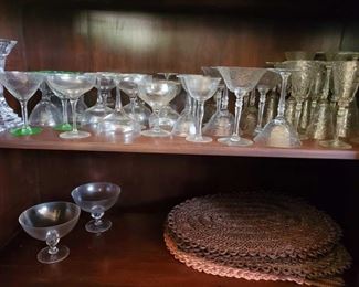 205:	
Assorted Glassware and Table Matts
Assorted Glassware and Table Matts