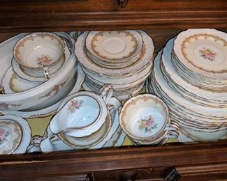 Noritake Shenley pattern