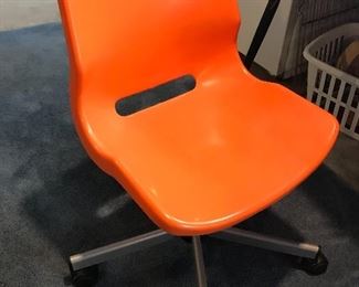 Fun orange desk chair