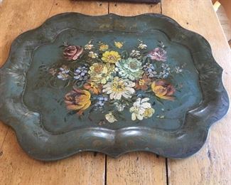 Tole tray