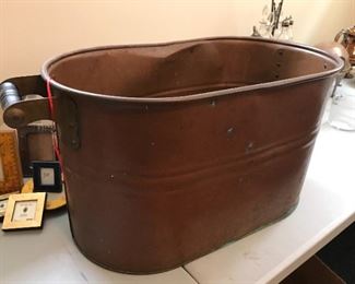 Copper wash tub
