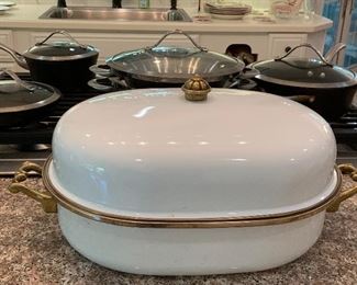 Large roasting pan