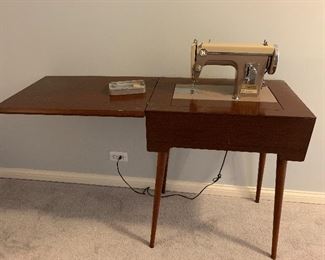 Electric sewing machine