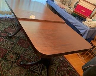 #10		double pedistal mahogany dining table w 2 leaves 55-79x36x29	 $120.00 
