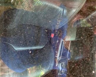 #94		2000 Black Acura 3.2tl 4 door car as is 130,000 miles	 $1600   title applied for 
