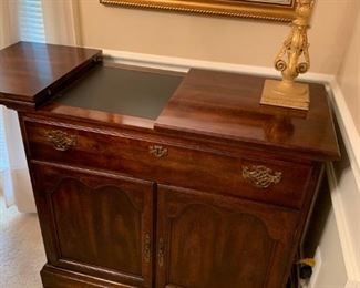 #2		American drew buffet w flip top and 1 drawer 2 doors 36-54x17.5x32	 $275.00 
