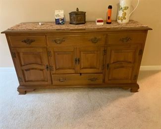 #20 Kling colonia cabinet w 4 drawers and 4 doors 60x20x31 $125.00