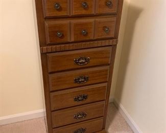 #44		7 drawer chest of drawers thin w laminat top 20 w 	 $75.00 

