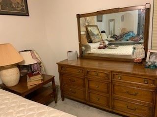 bureau with mirror - excellent condition