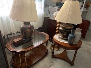 real wood coffee table and side accent table, lamps