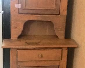 Slim wood hutch 