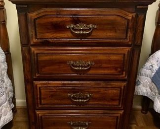 Lea chest of drawers 