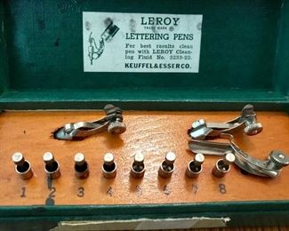 Vintage Leroy lettering pen set 