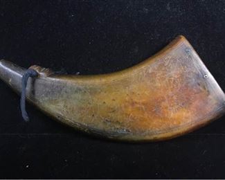 Jl010 Early Horn Carved Powder Flask