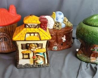 4 Cookie Jars