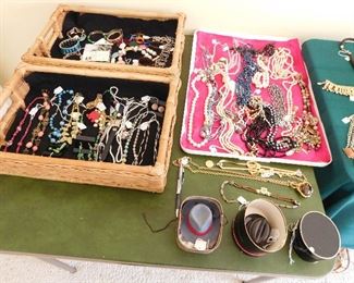 DSCN9208 6014nelsonestatesale