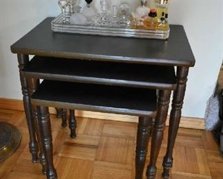 STACKING TABLES