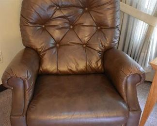 RECLINER
