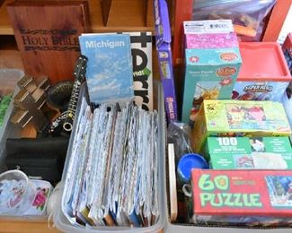 MAPS, PUZZLES