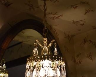 HANGING LIGHT